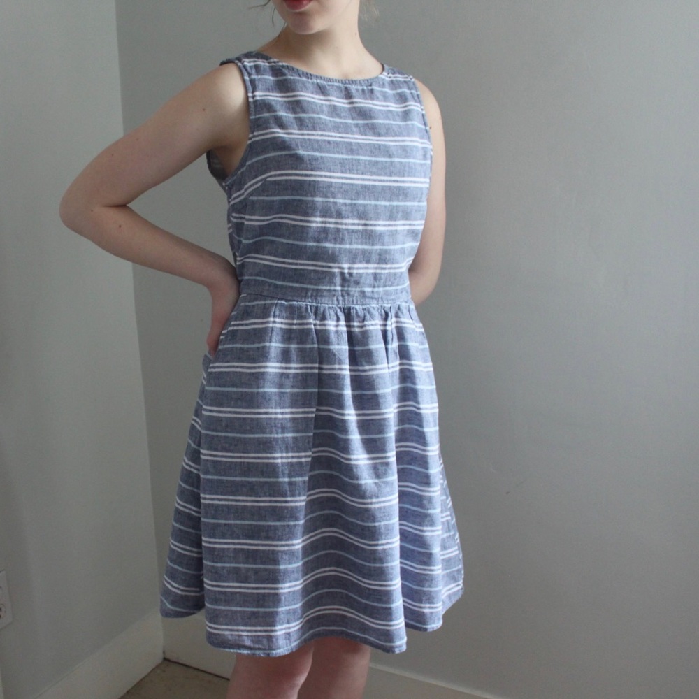 Women’s Size XS Striped Linen Blend Dress Blue